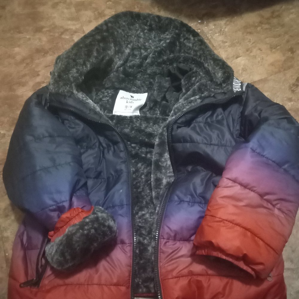 Boys Abercrombie fleece coat size 13/ 14